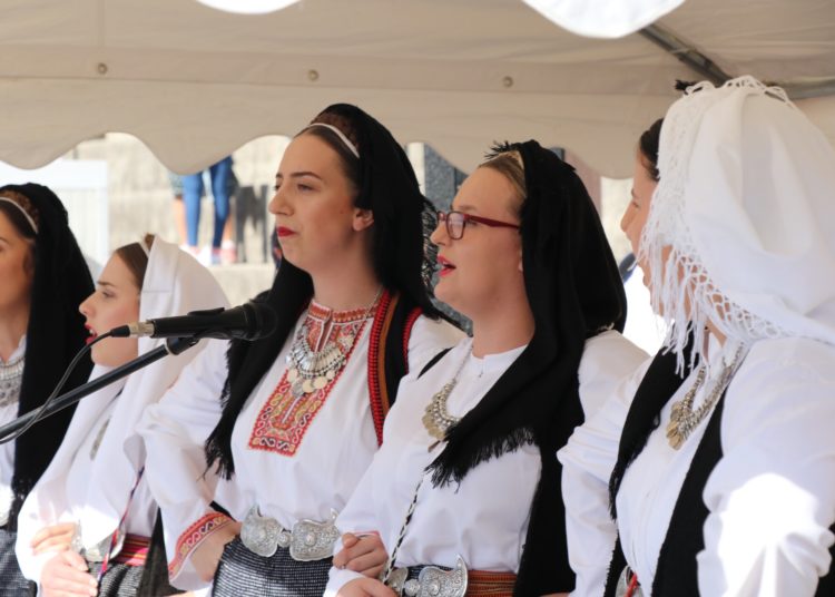 Svečano obilježena 50. obljetnica osnutka Župe Buhovo i u rad pušten mjesni vodovod