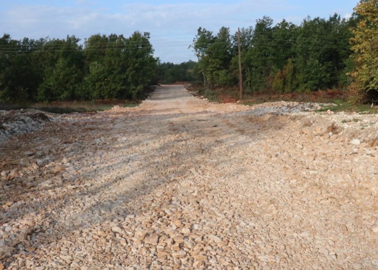 Široki Brijeg: Izgradnja lokalne ceste i vodovodne mreže u gospodarskoj zoni “Trn”