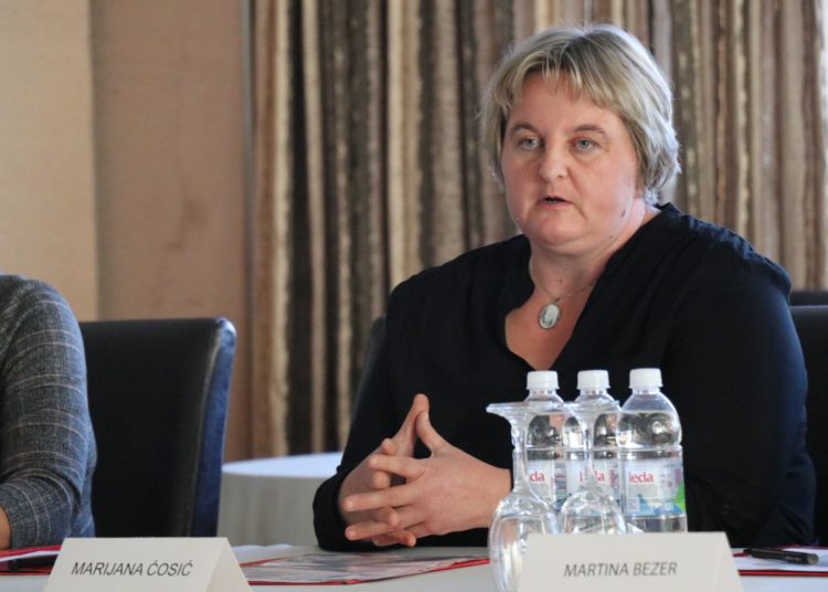 Široki Brijeg: Održan okrugli stol na temu „Tržište rada u odnosu na mlade“