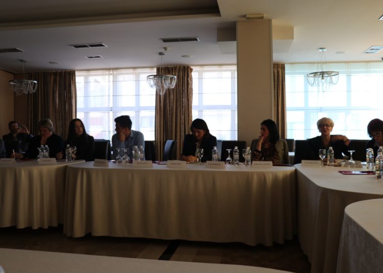 Široki Brijeg: Održan okrugli stol na temu „Tržište rada u odnosu na mlade“