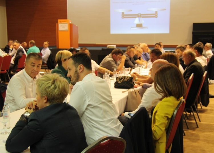 HNS u Vitezu okupio gospodarstvenike i dužnosnike: Međusobnim dijalogom do boljeg poslovnog okruženja