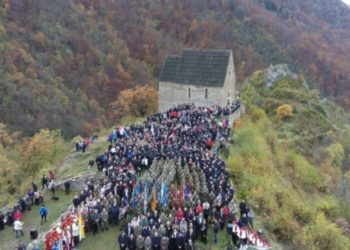 Biskup Vukšić na Bobovcu: Neka umre korupcija i nepotizam, neka se omogući povratak onima koji to žele i neka prestane novo iseljavanje