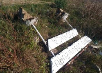 Ponovno srušena ploča s natpisom “Dobrodošli u Župu Špionica”