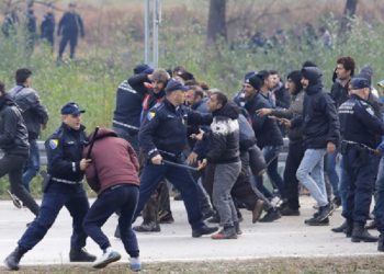Bileća:  Policija cijelu noć uhićivala migrante