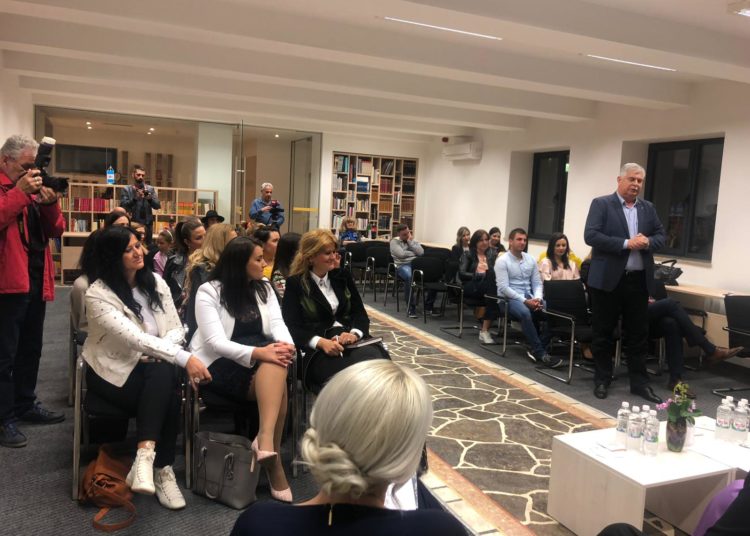 Široki Brijeg: Održana tribina „Žene su temelj društva“