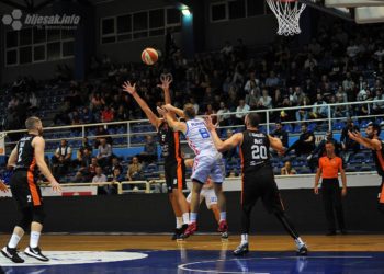 Široki u dramatičnoj završnici na Pecari srušio beogradski Dynamic