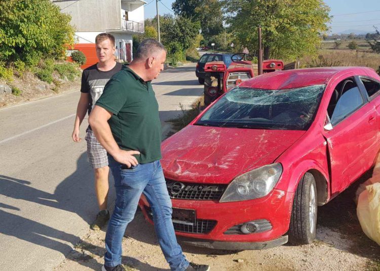 Ljubuški: U Orahu migrant ukrao automobil pa ga prevrnuo na krov