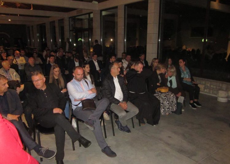 Na Humcu predstavljena knjiga prof.dr.sc. Nine Ćorića “Korporativna komunikacija”