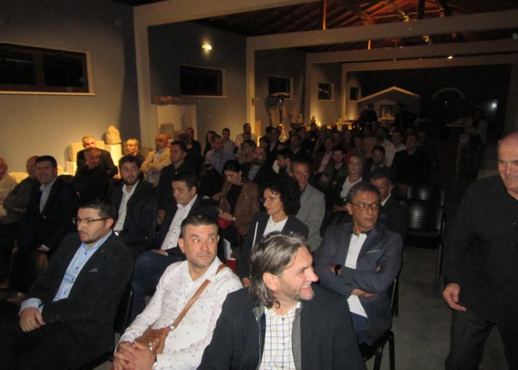 Na Humcu predstavljena knjiga prof.dr.sc. Nine Ćorića “Korporativna komunikacija”