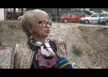 Mostar: Inspekcija naložila zatrpavanje rupe ispred zgrade, ali ona je još uvijek otvorena