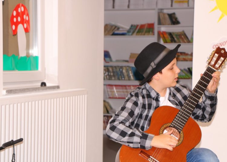 Grude: Predstavljena knjiga prof. dr. sc. Ivice Šarca