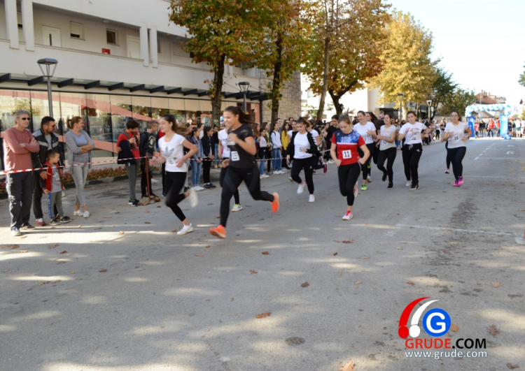 Grude: Ulična utrka učenika grudskih škola