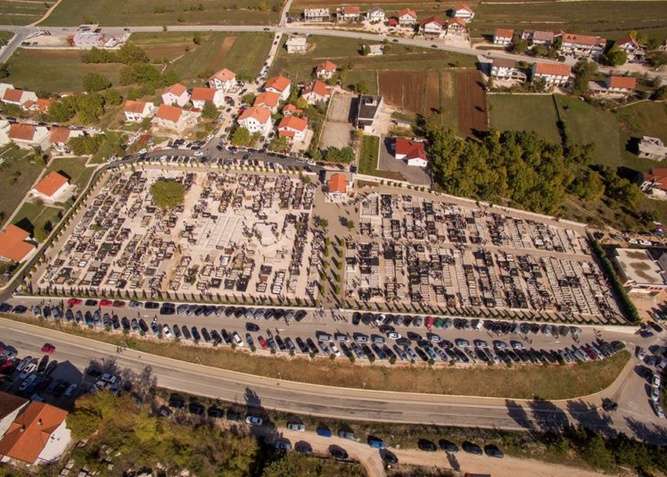 Posušje: Prekrasne fotografije uhvaćene na blagdan Svi svetih!