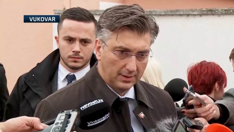 Plenković u Vukovaru: Dok se ne riješi pitanje nestalih, državne institucije neće stati