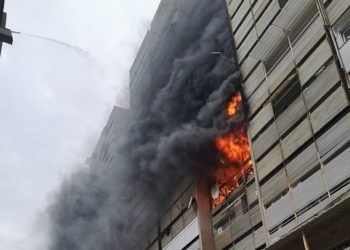 Dramatični prizori iz Splita, gori stan u neboderu