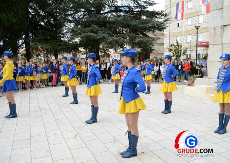 Grude: Ulična utrka učenika grudskih škola