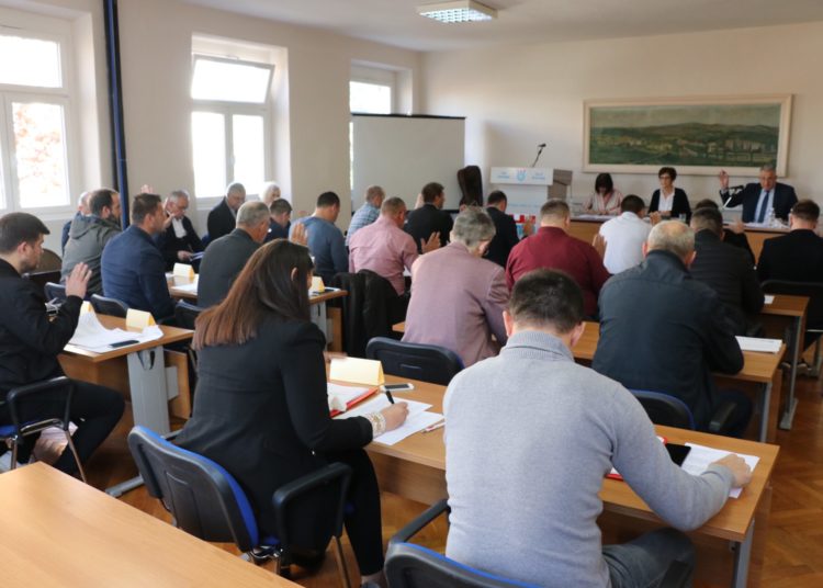 Gradsko vijeće Široki Brijeg: Usvojen rebalans, nacrt i odluka o dodjeli stipendija