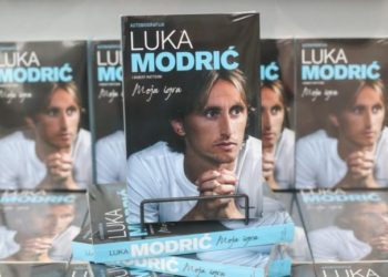 Modrić objavio autobiografiju, predgovor pisali Ferguson i Boban