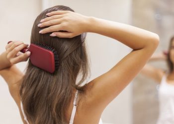 Njega kose u jesen: Kada vas opadanje kose treba zabrinuti