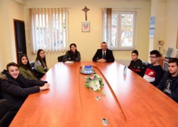 Čitluk: Učenici posjetom načelniku Radišiću započeli obilježavanje „Tjedna dječjih prava“