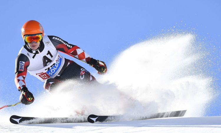 Trojica Hrvata među TOP 20 u slalomu, Zubčić izveo podvig