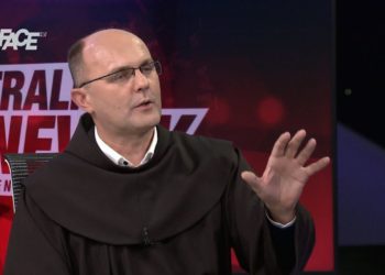 Fra Mario Knezović: Ako voli BiH, Komšić bi se trebao odreći službe u Predsjedništvu