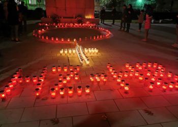 Hrvati u mjestima diljem BiH odali počast Vukovaru i svim ostalim stratištima (FOTOGALERIJA)