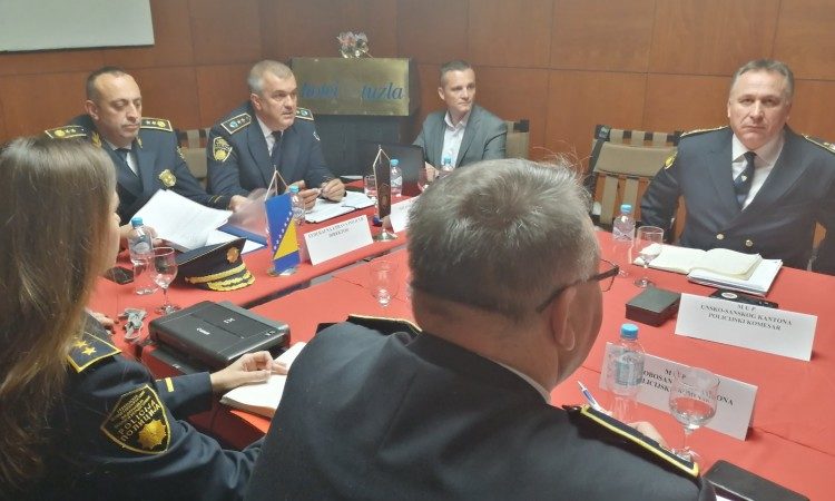 Policijski komesari u FBiH: Situacija s migrantima sve ozbiljnija
