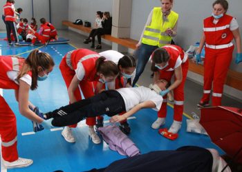 Mostar: Vijeće mladih Grada organizira ”Školu prve pomoći”