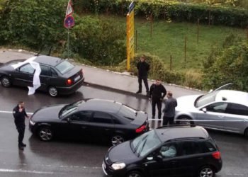 Ubojstvo u Omišu: Usred dana mu došao do auta, ubio ga i pobjegao