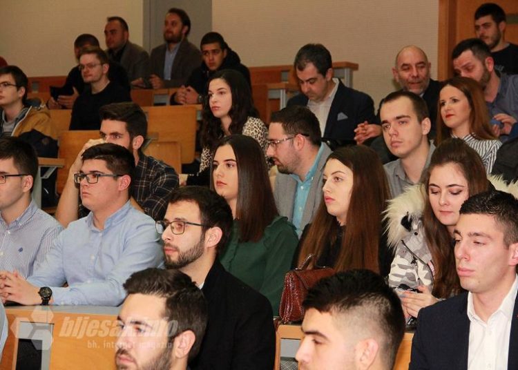 Hrvatski studentski politološki forum obilježio deset godina postojanja
