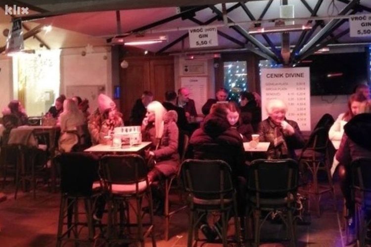 Komšić otišao u Ljubljanu na pivu!