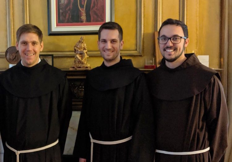 Chicago: fra Luka Ćorić, fra Lovro Šimić i fra Stipe Rotim zaređeni za đakone
