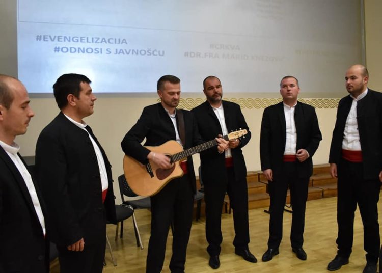 Fra Mario Knezović: Kroz medije širiti radosnu vijest