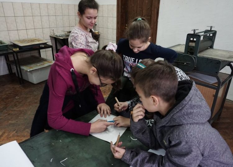 Učenici Prve osnovne škole Široki Brijeg posjetili Akademiju likovnih umjetnosti