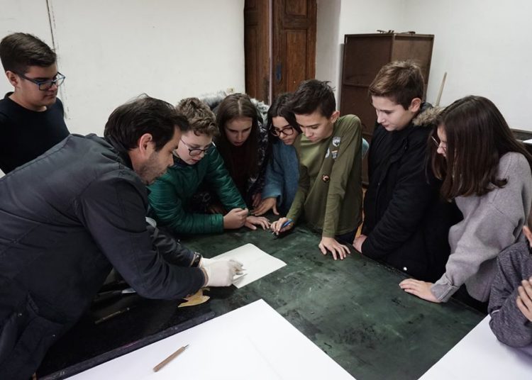 Učenici Prve osnovne škole Široki Brijeg posjetili Akademiju likovnih umjetnosti