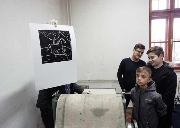 Učenici Prve osnovne škole Široki Brijeg posjetili Akademiju likovnih umjetnosti