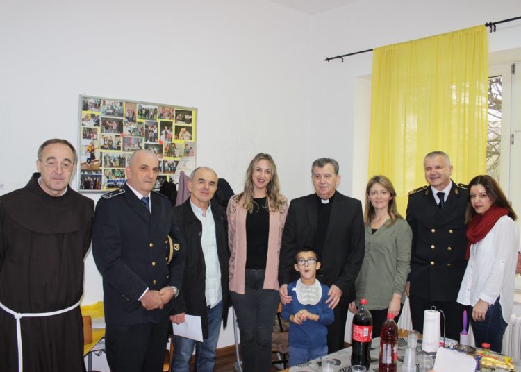 Humana gesta izaslanstva hrvatske komponente OSBIH