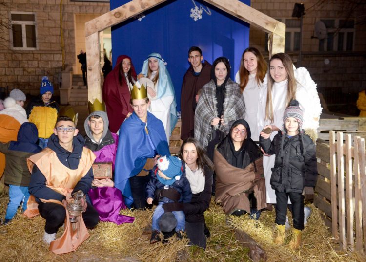 Zatvorena manifestacija “Božić u Posušju”