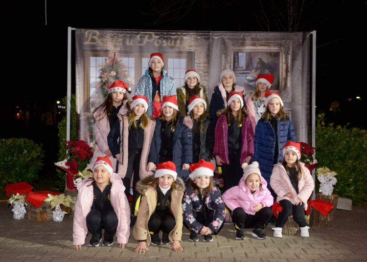 Zatvorena manifestacija “Božić u Posušju”