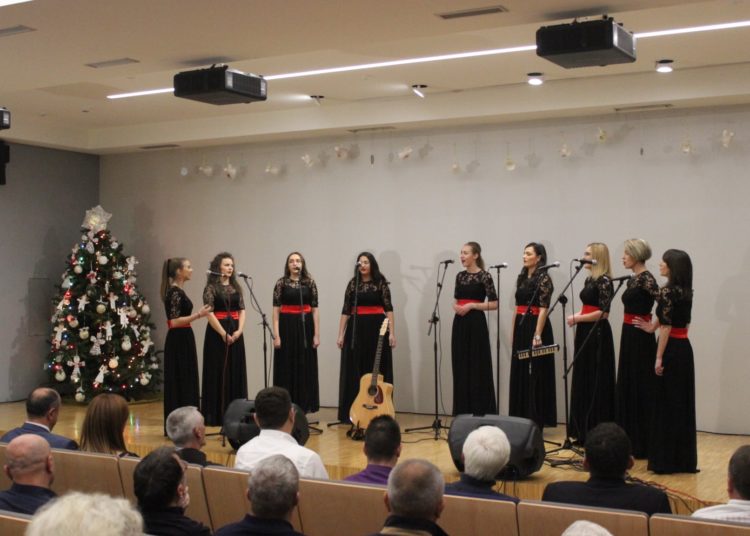 Svečano potpisana povelja o prijateljstvu i suradnji između Općine Posušje i Grada Sinja