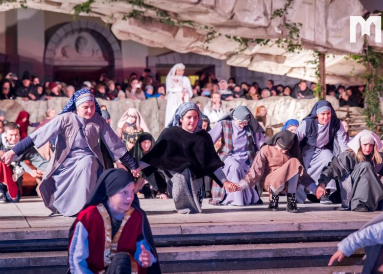 [FOTO] U Međugorju uprizorene žive jaslice