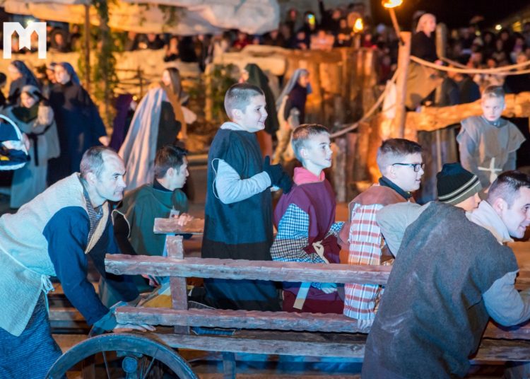 [FOTO] U Međugorju uprizorene žive jaslice