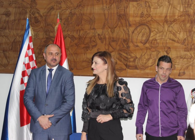 Svečano potpisana povelja o prijateljstvu i suradnji između Općine Posušje i Grada Sinja