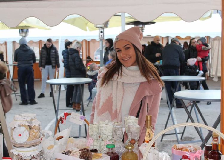 Otvorena manifestacija “Božić u Posušju” (FOTOGALERIJA)