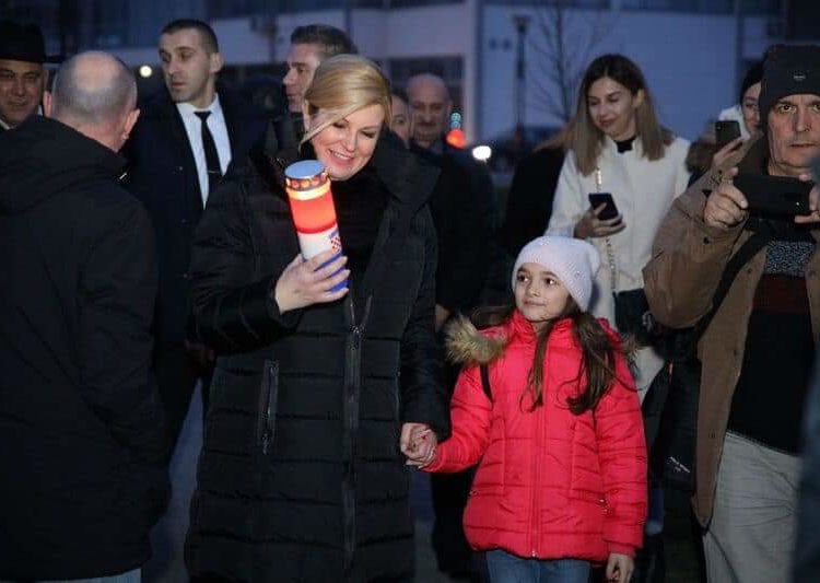 Kolinda Grabar-Kitarović u Orašju i Tolisi: Bila sam i ostajem uz sve Hrvate u BiH!