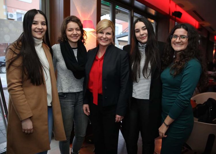 Kolinda Grabar-Kitarović u Orašju i Tolisi: Bila sam i ostajem uz sve Hrvate u BiH!
