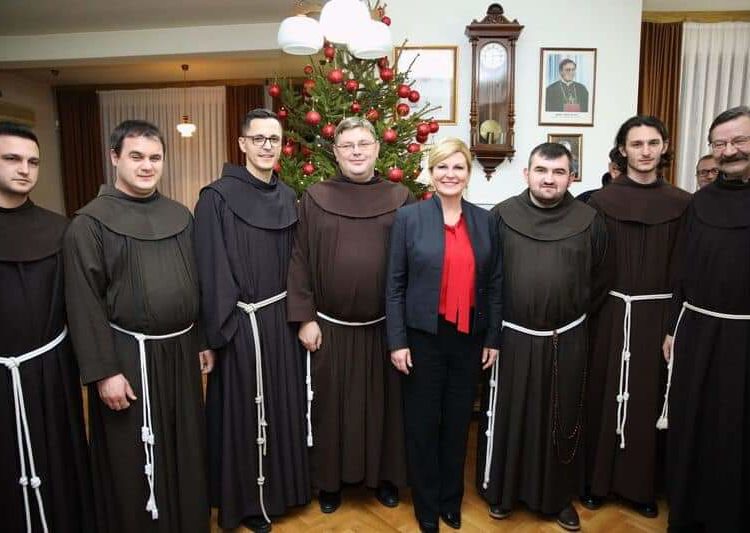 Kolinda Grabar-Kitarović u Orašju i Tolisi: Bila sam i ostajem uz sve Hrvate u BiH!