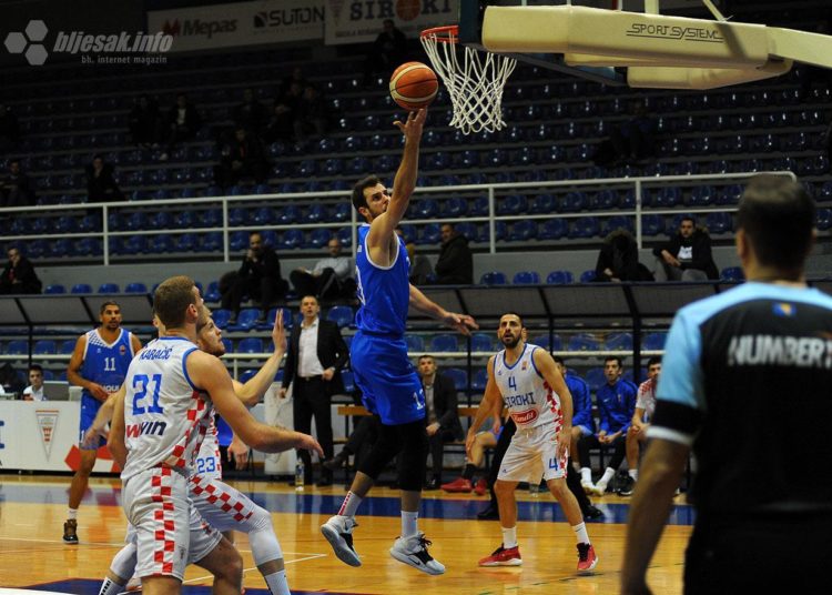 Fantastični Mateo Drežnjak s 35 koševa vodio Široki do pobjede nad Čapljinom