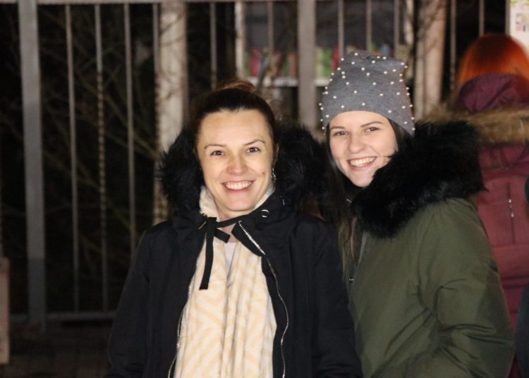 Široki Brijeg: Najmlađi na Trgu dobili darove od sv. Nikole, postavljene i jaslice